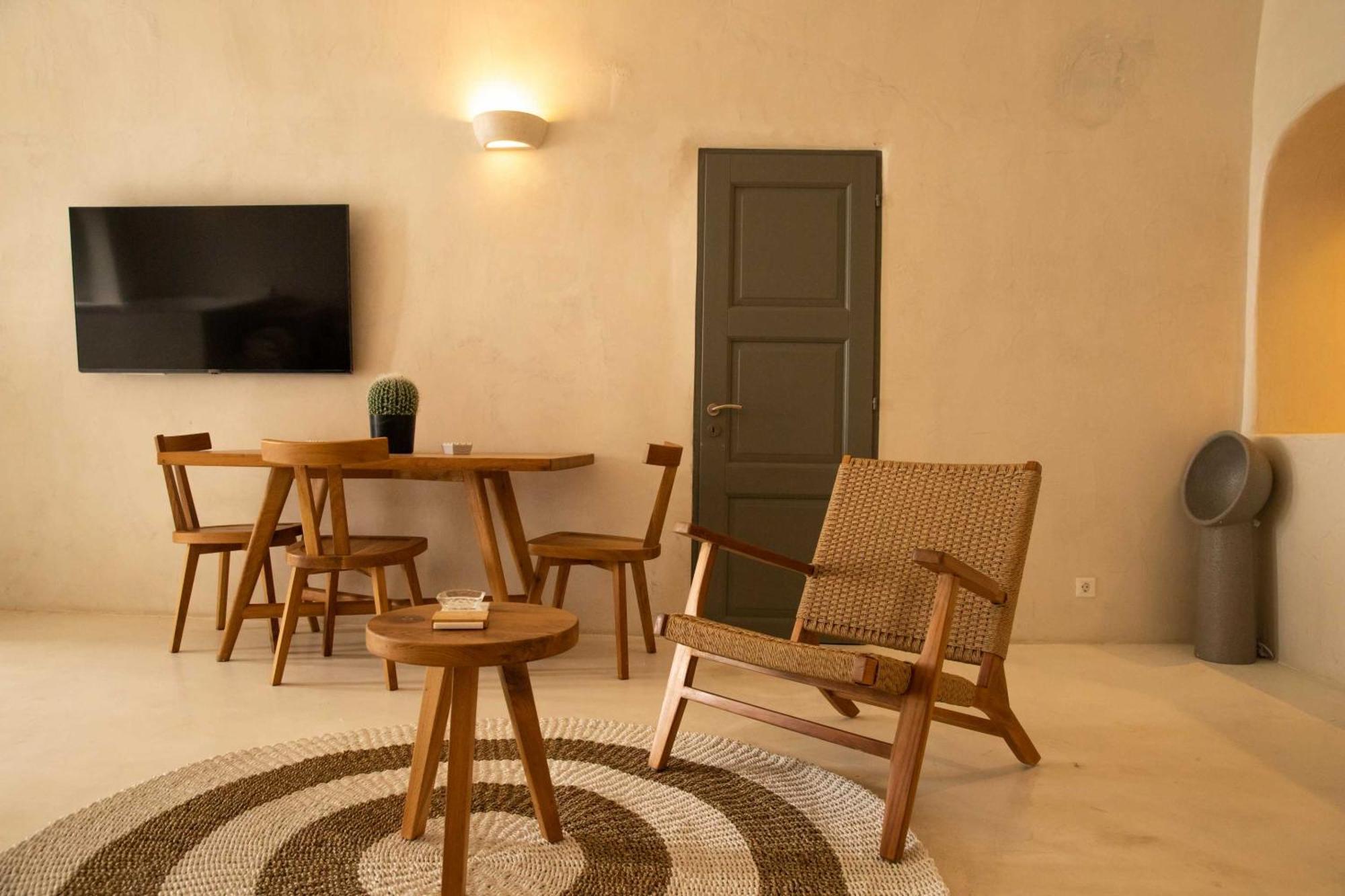 Dagaz Suites Фира Екстериор снимка